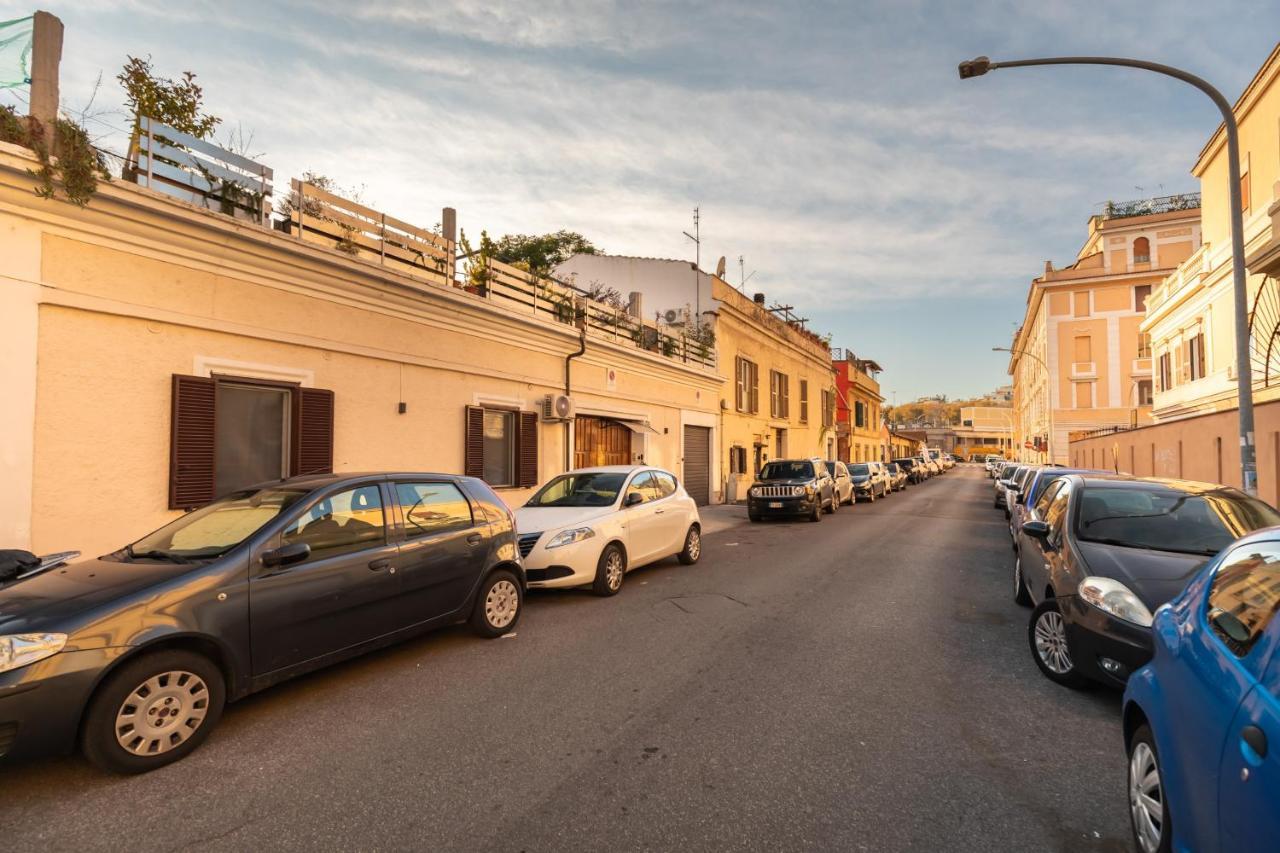 Bright And Comfy Terraced Apartment In Trastevere Řím Exteriér fotografie